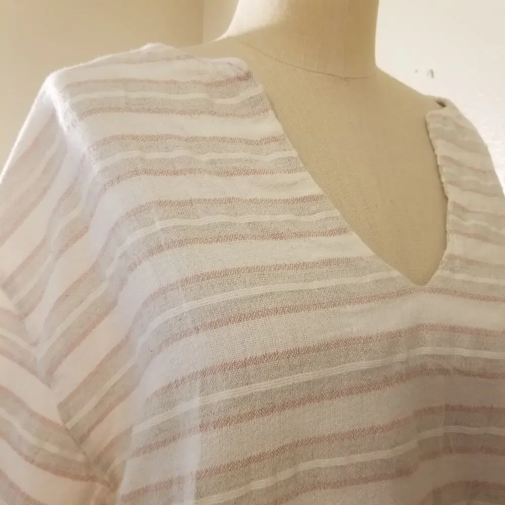 Natural Fiber V- Neck Neutrals Top by Elan 100% Cotton